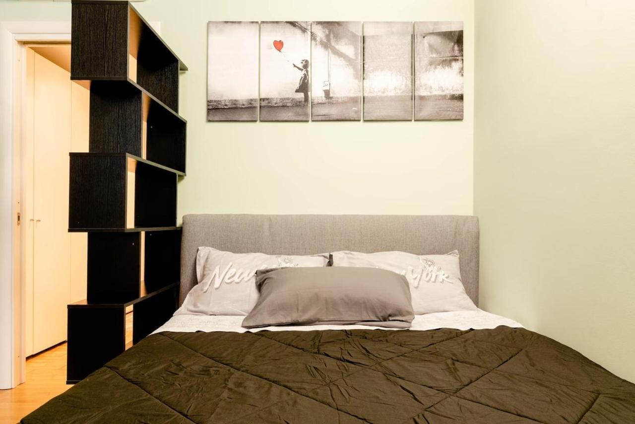 Central Studio Apartment - 24H Self Checkin Mailand Exterior foto